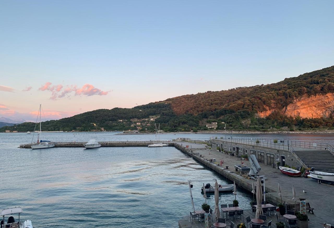 Al Gabbiano Suite Porto Venere Esterno foto